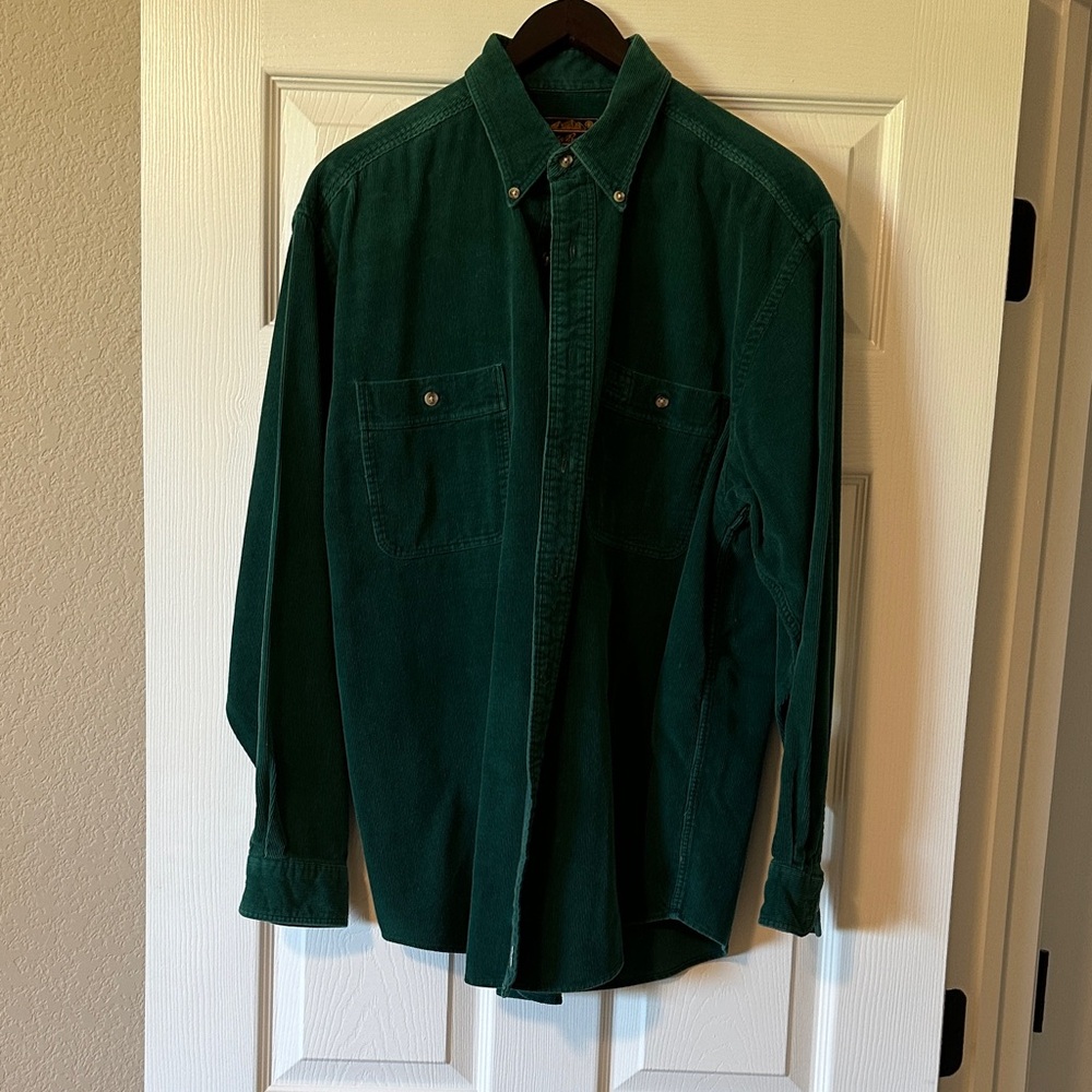 Eddie Bauer Green Casual Button Down Shirt